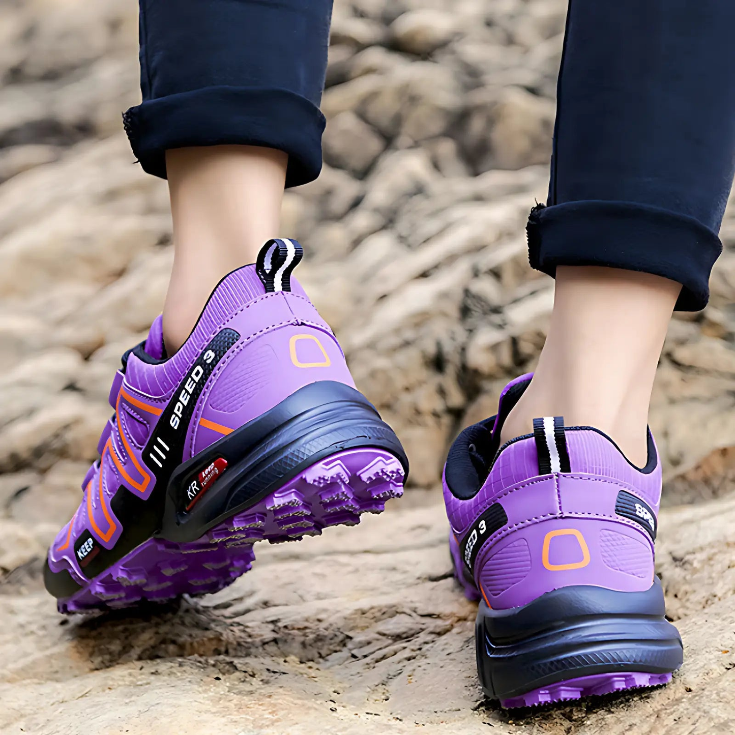 lightweight women's hiking shoes