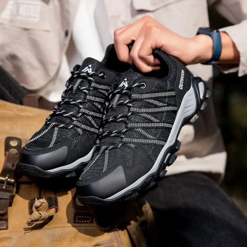 men's trekking shoes