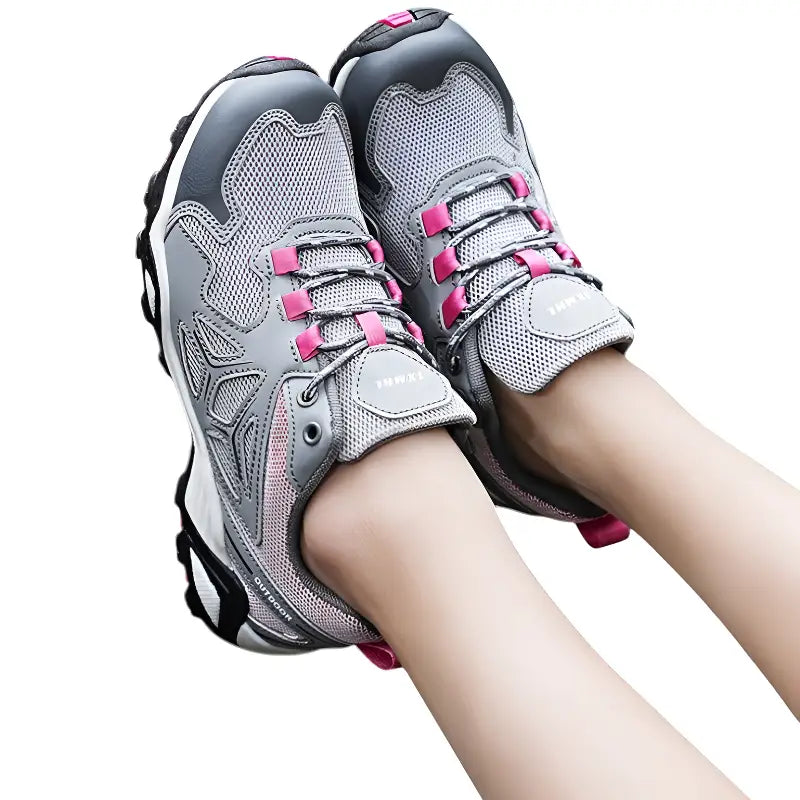 women's trekking shoes