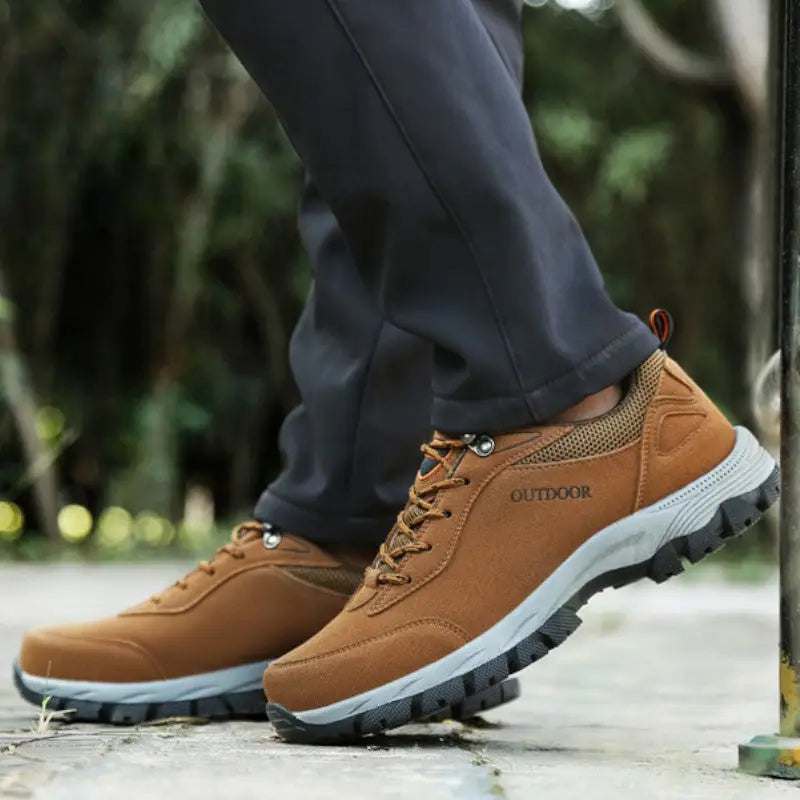 men's waterproof hiking shoes