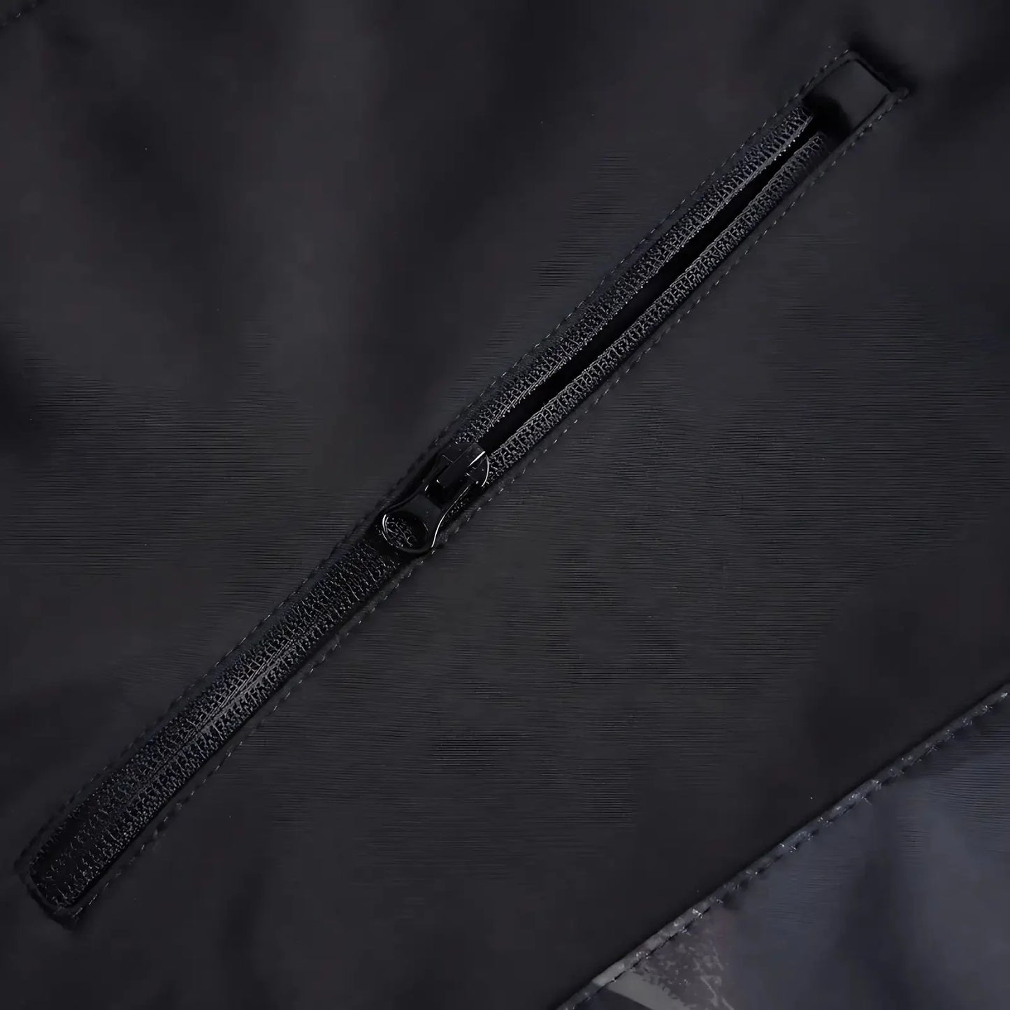 Men's Softshell Jacket - Fleece-Lined & Windproof - Tactical Multi-Pocket Design