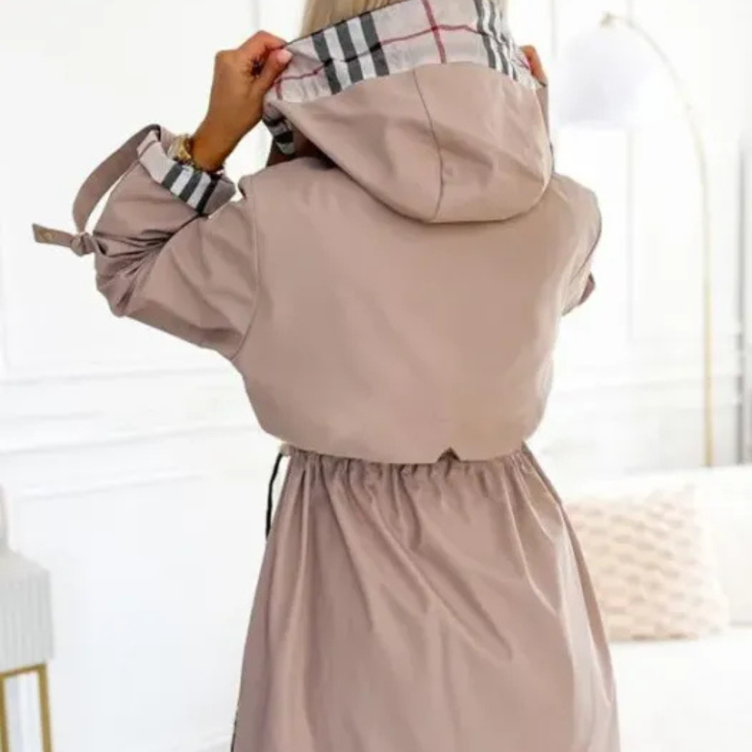 Women's Hooded Rain Jacket - Waterproof & Windproof - Tailored Fit