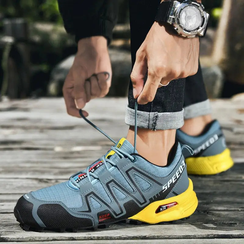 men's lightweight hiking shoes