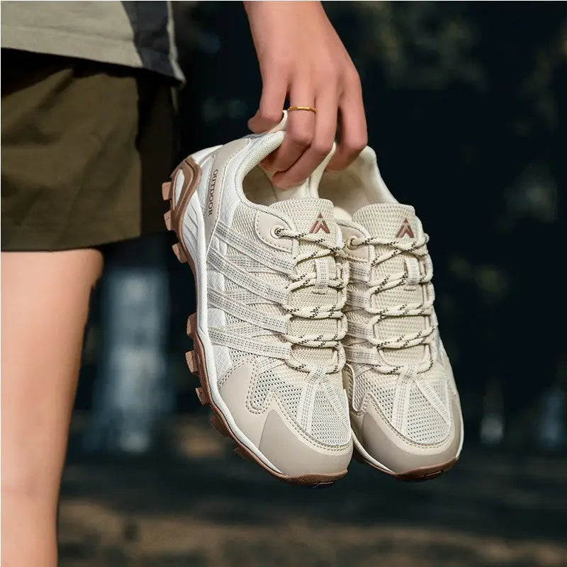 men's trekking shoes