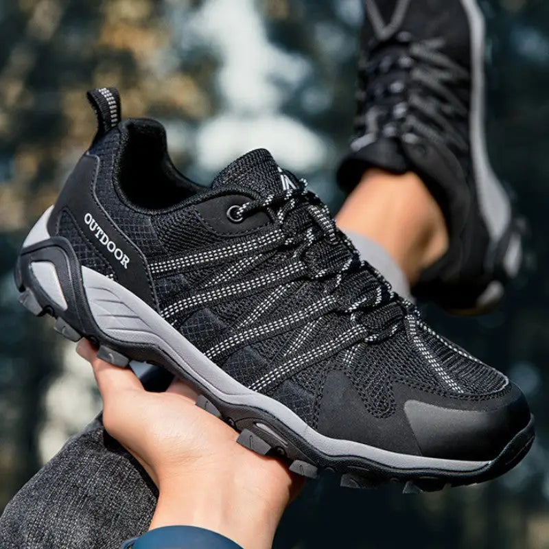 men's trekking shoes