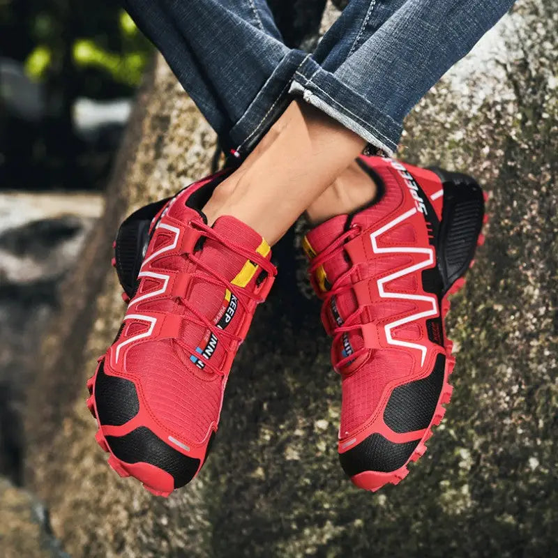 men's lightweight hiking shoes