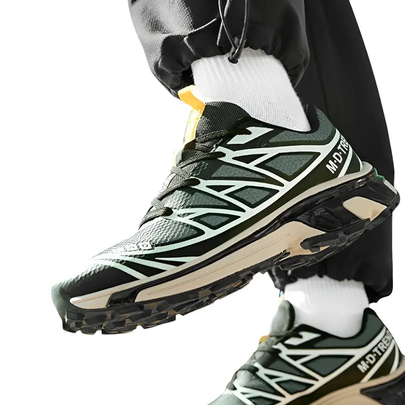 trail running shoes women