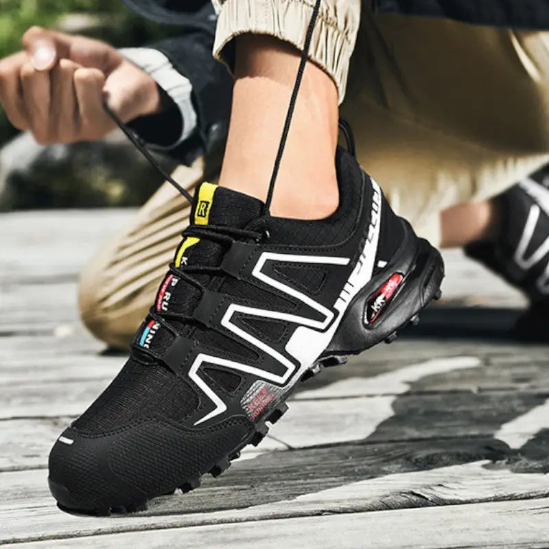 men's lightweight hiking shoes