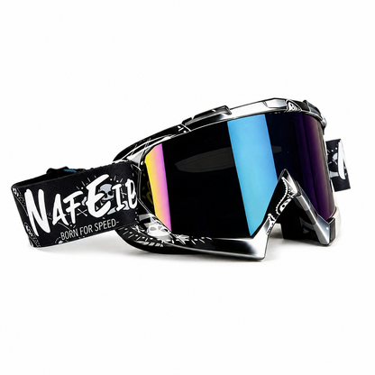 mirrored ski goggles