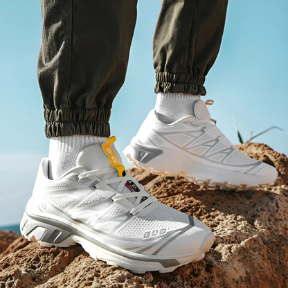 trail running shoes women