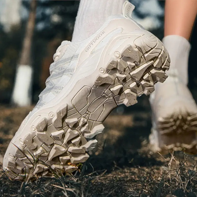 men's trekking shoes