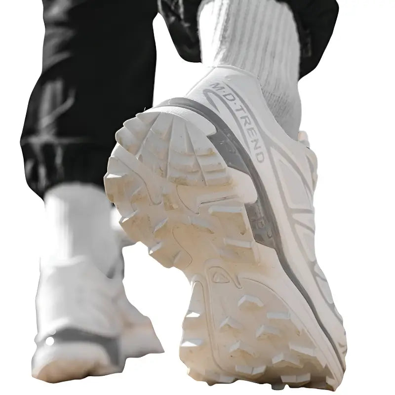 trail running shoes women
