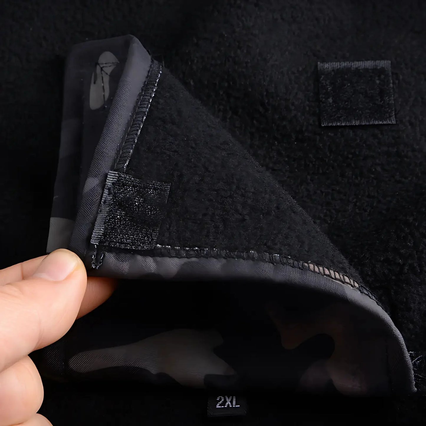 Men's Softshell Jacket - Fleece-Lined & Windproof - Tactical Multi-Pocket Design