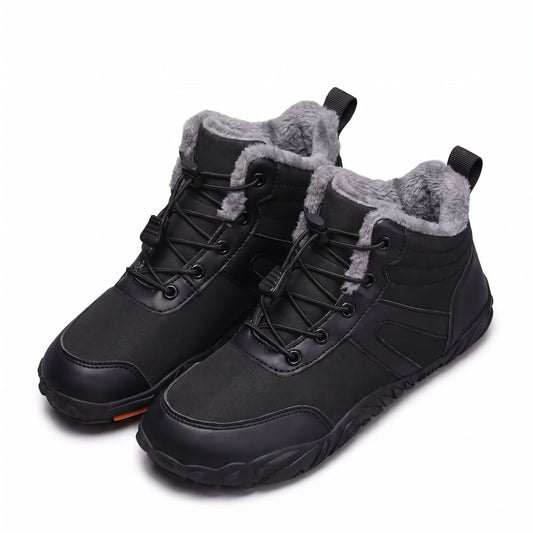Womens winter boots in black with plush lining and quick-lace cord on white